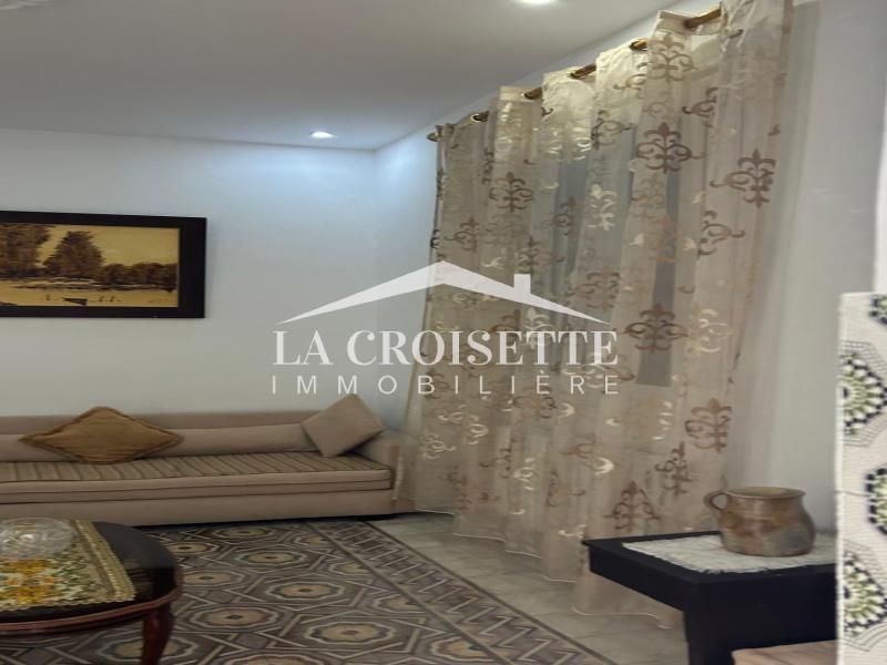 Rez-de-chaussée de villa meublé S+2 avec terrasse à Sidi Bou Saïd